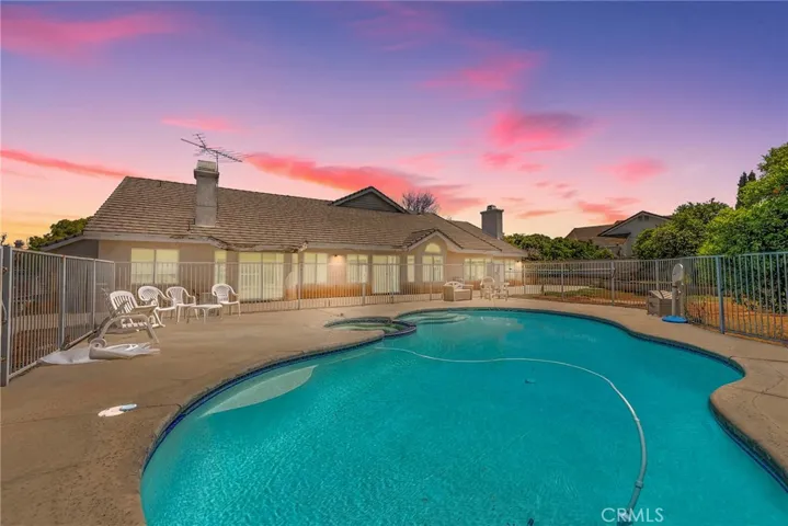 Luxurious Pool and Spa