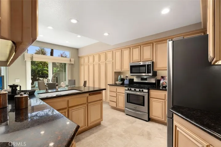 14 Stoney Pointe, Laguna Niguel, California 92677
