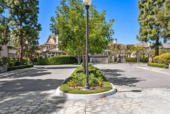 14 Stoney Pointe, Laguna Niguel, California 92677