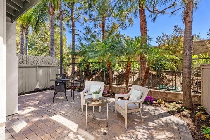 14 Stoney Pointe, Laguna Niguel, California 92677