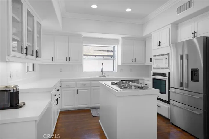 1321 W Bay Avenue, Newport Beach, California 92661