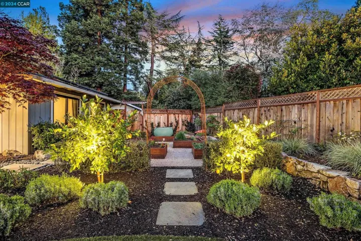 12 Ramon Ct, Danville, California 94526
