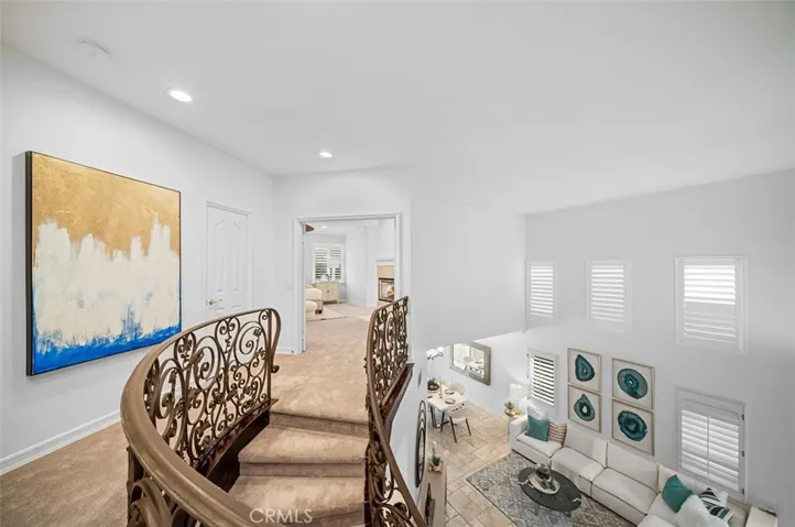 Overlook the living room from 2nd floor