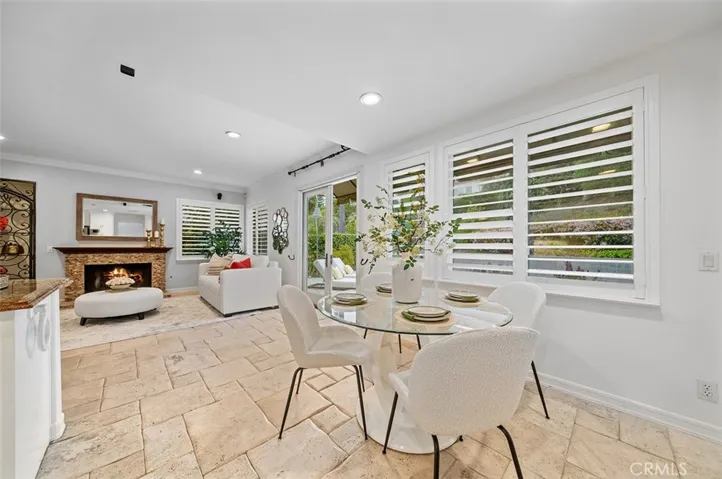 Breakfast nook