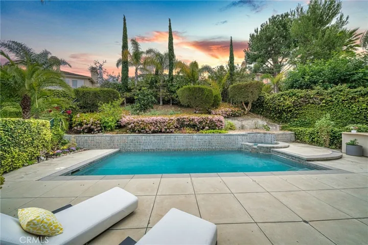 26 Trinity, Irvine, California 92612