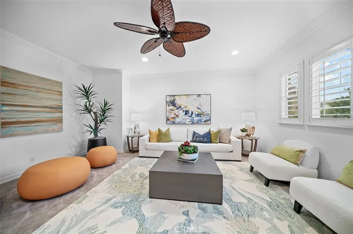 Office/loft or 5th bedroom on 2nd floor