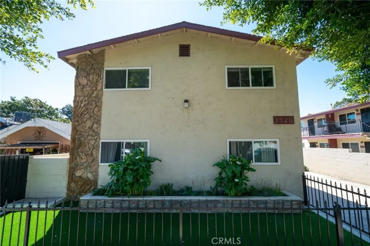 1520 W 20th Street, Long Beach, California 90810