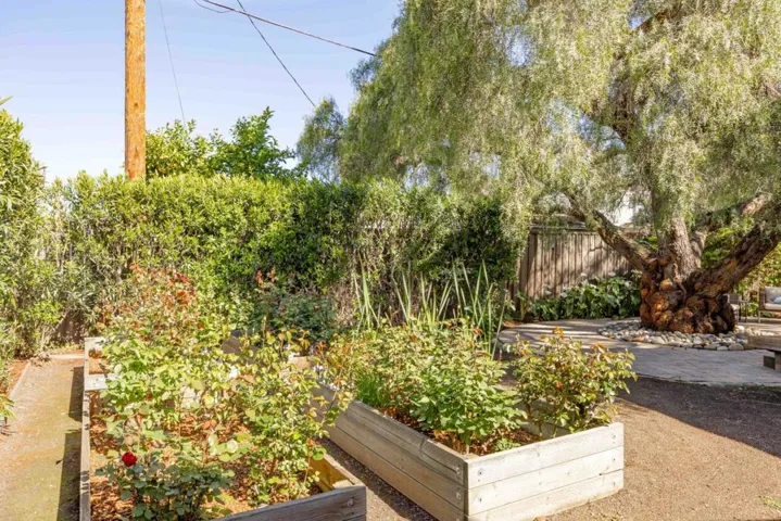 3241 Greer Road, Palo Alto, California 94303