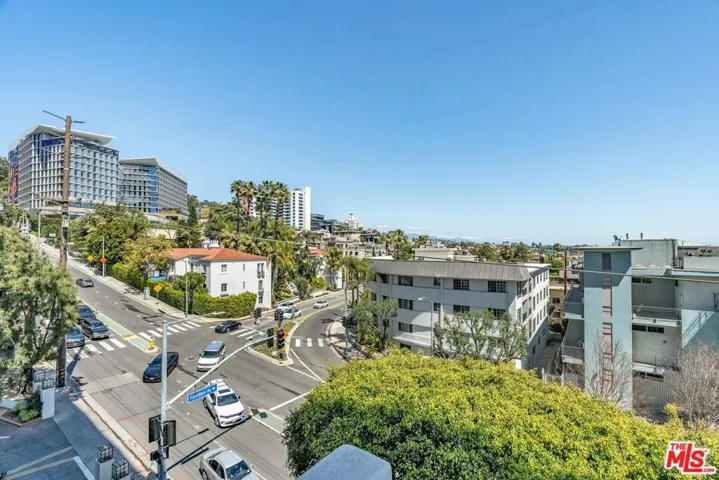 The Sunset Strip at your doorstep
