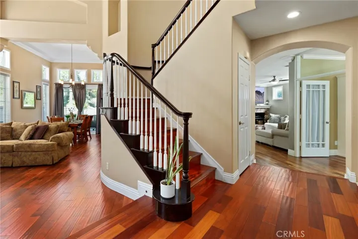 976 S Creekview Lane, Anaheim Hills, California 92808