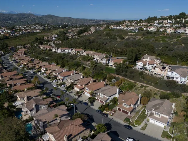 976 S Creekview Lane, Anaheim Hills, California 92808