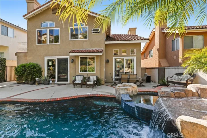 976 S Creekview Lane, Anaheim Hills, California 92808