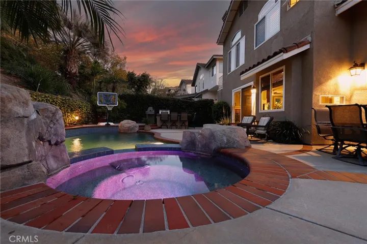 976 S Creekview Lane, Anaheim Hills, California 92808