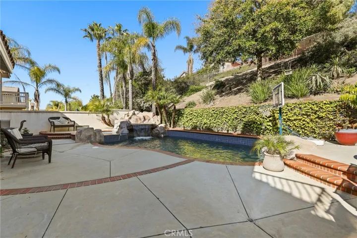 976 S Creekview Lane, Anaheim Hills, California 92808