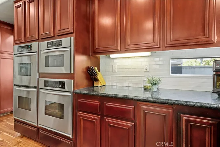 976 S Creekview Lane, Anaheim Hills, California 92808