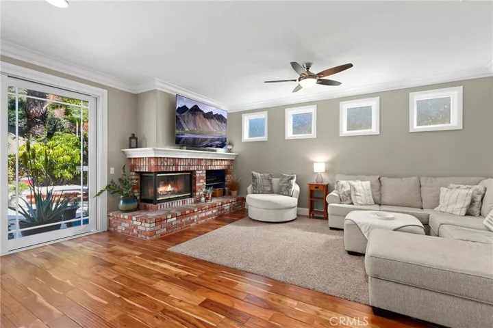 976 S Creekview Lane, Anaheim Hills, California 92808