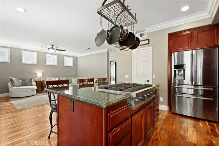 976 S Creekview Lane, Anaheim Hills, California 92808