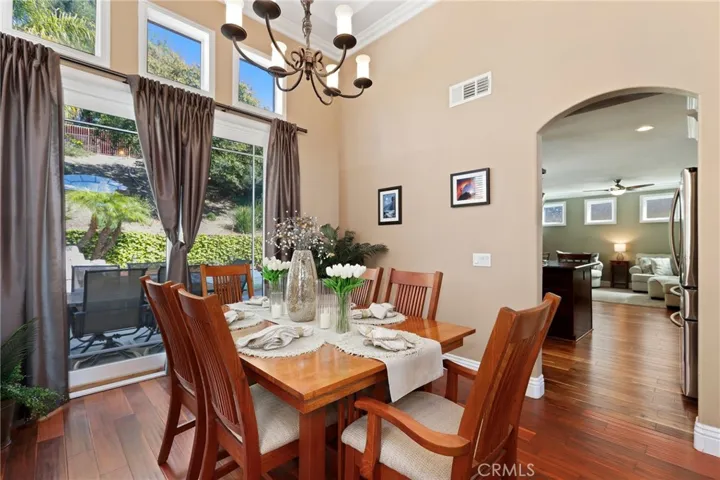 976 S Creekview Lane, Anaheim Hills, California 92808