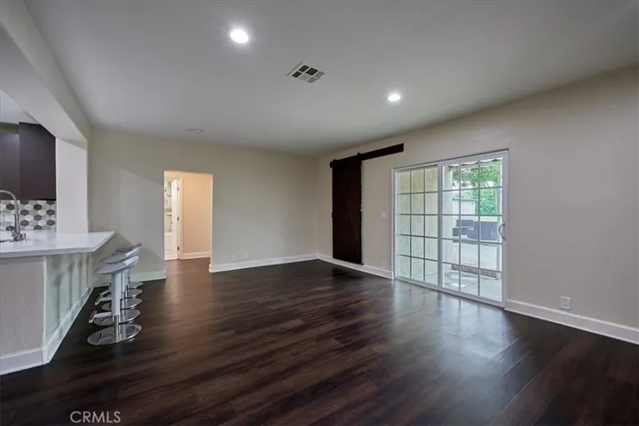 10836 Columbus Avenue, Mission Hills (san Fernando), California 91345