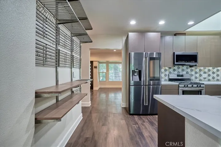 10836 Columbus Avenue, Mission Hills (san Fernando), California 91345
