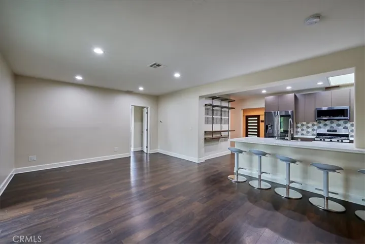 10836 Columbus Avenue, Mission Hills (san Fernando), California 91345