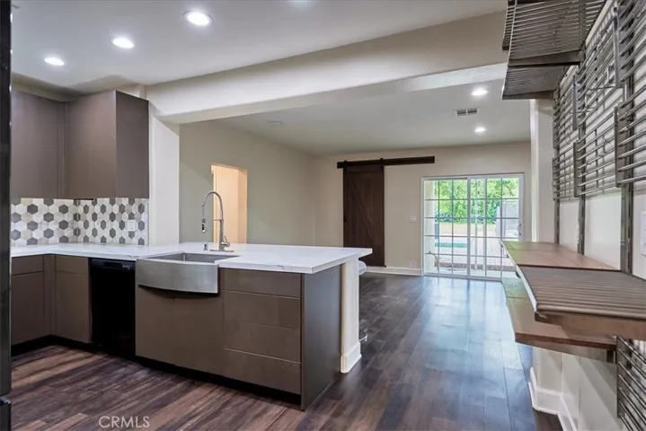 10836 Columbus Avenue, Mission Hills (san Fernando), California 91345