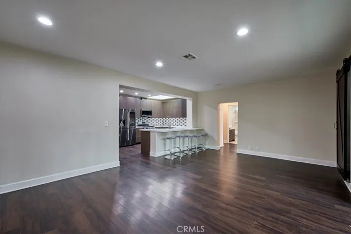 10836 Columbus Avenue, Mission Hills (san Fernando), California 91345