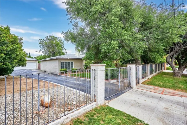 10836 Columbus Avenue, Mission Hills (san Fernando), California 91345