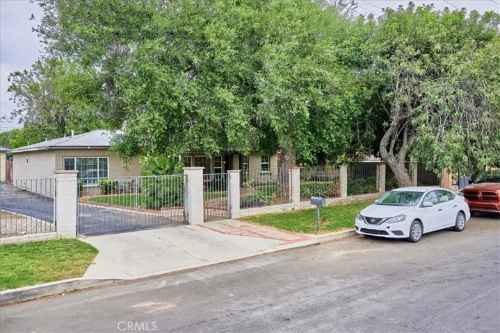10836 Columbus Avenue, Mission Hills (san Fernando), California 91345