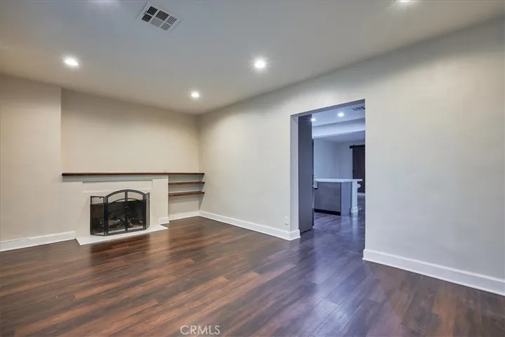 10836 Columbus Avenue, Mission Hills (san Fernando), California 91345