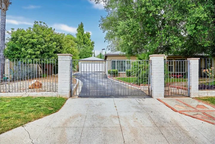 10836 Columbus Avenue, Mission Hills (san Fernando), California 91345