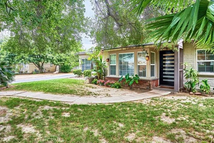 10836 Columbus Avenue, Mission Hills (san Fernando), California 91345