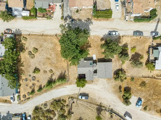 716 Santa Cruz Trl, Frazier Park, California 93225