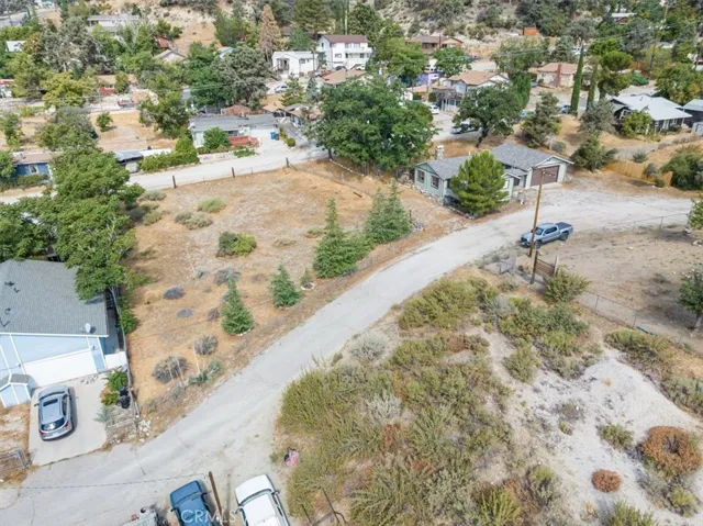 716 Santa Cruz Trl, Frazier Park, California 93225