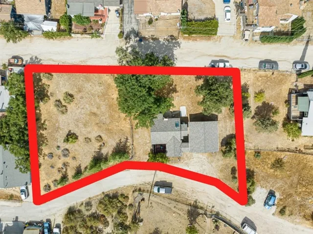 716 Santa Cruz Trl, Frazier Park, California 93225