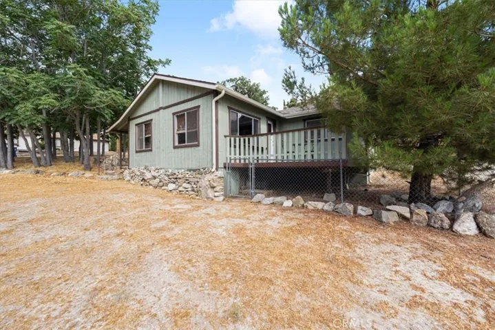716 Santa Cruz Trl, Frazier Park, California 93225