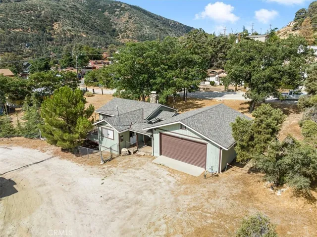 716 Santa Cruz Trl, Frazier Park, California 93225
