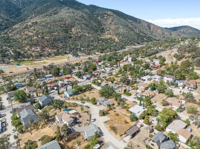 716 Santa Cruz Trl, Frazier Park, California 93225