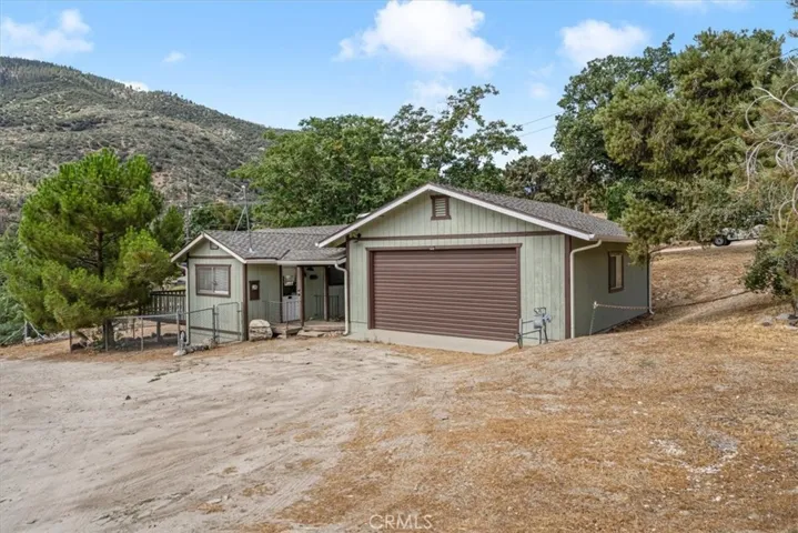 716 Santa Cruz Trl, Frazier Park, California 93225