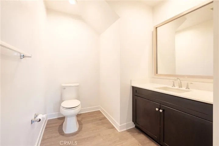 3850 W Kent Avenue 6, Santa Ana, California 92704