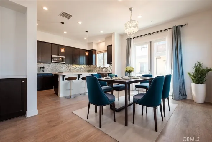 3850 W Kent Avenue 6, Santa Ana, California 92704