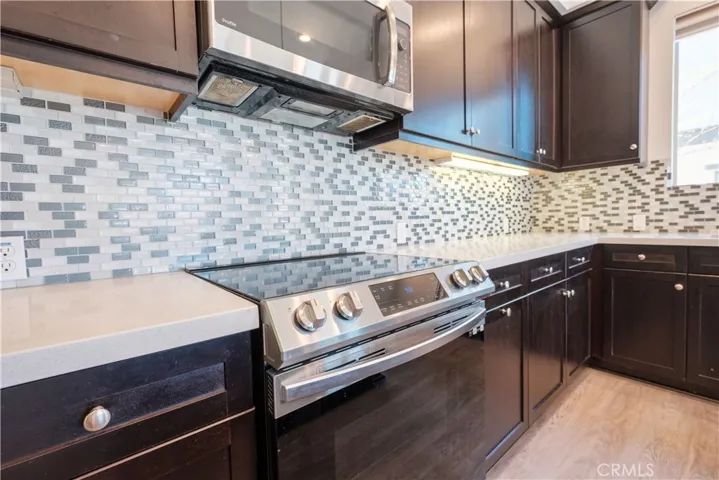 3850 W Kent Avenue 6, Santa Ana, California 92704