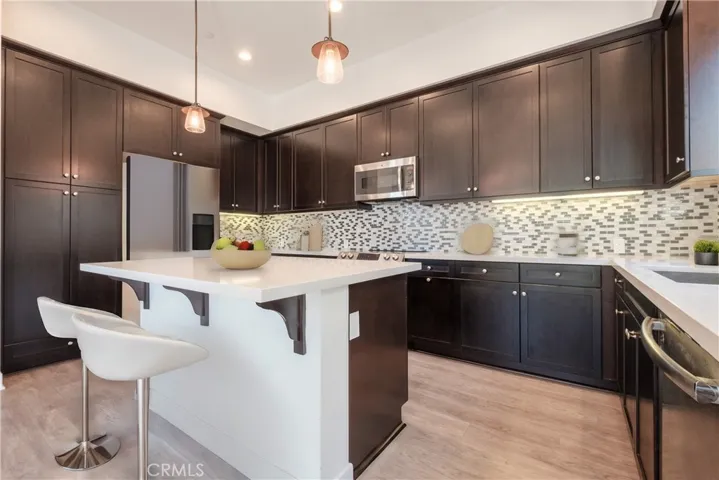 3850 W Kent Avenue 6, Santa Ana, California 92704