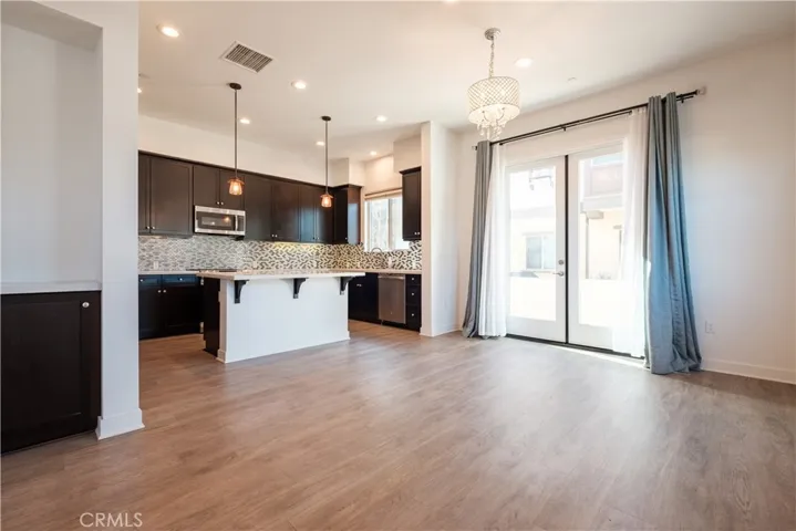 3850 W Kent Avenue 6, Santa Ana, California 92704
