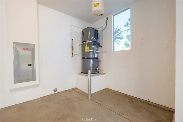 3850 W Kent Avenue 6, Santa Ana, California 92704