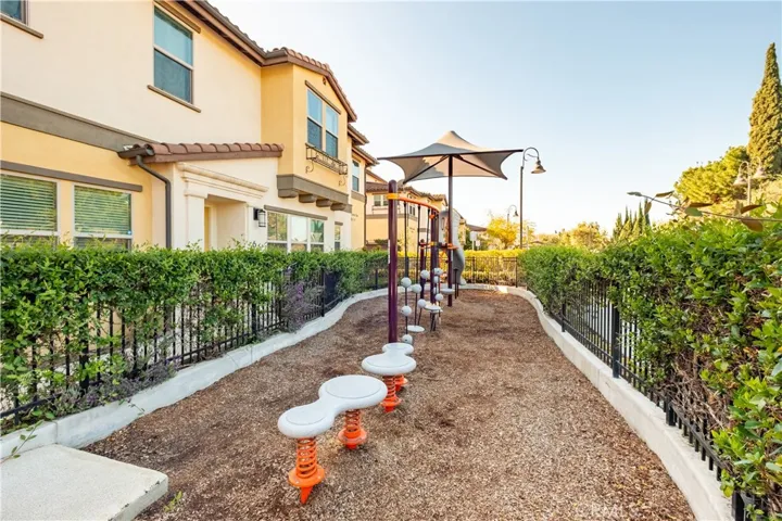 3850 W Kent Avenue 6, Santa Ana, California 92704