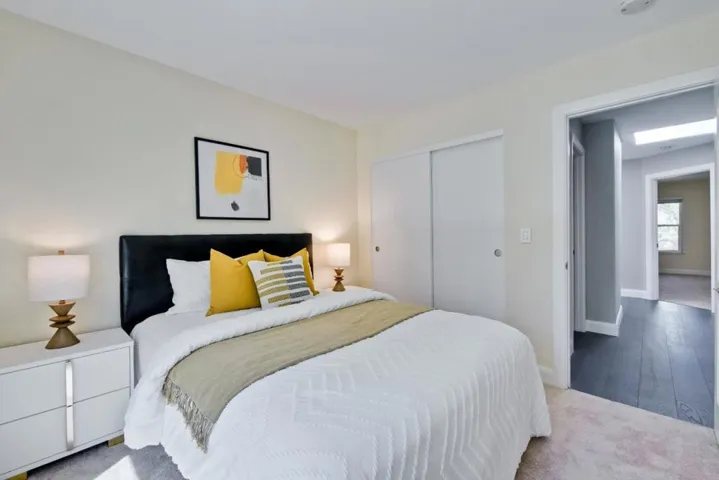 943 La Mesa Terrace B, Sunnyvale, California 94086