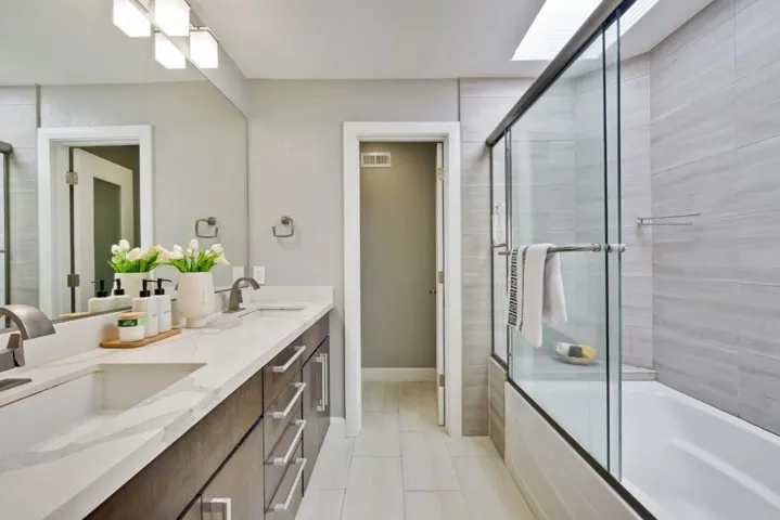 943 La Mesa Terrace B, Sunnyvale, California 94086
