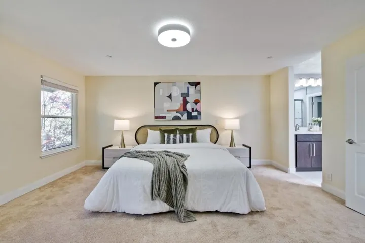 943 La Mesa Terrace B, Sunnyvale, California 94086