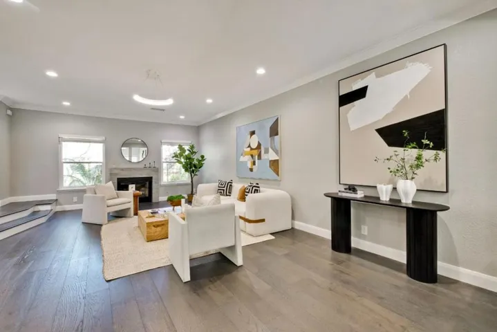 943 La Mesa Terrace B, Sunnyvale, California 94086